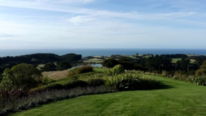 Why New Zealand, Australia Won't Reopen Until 2022