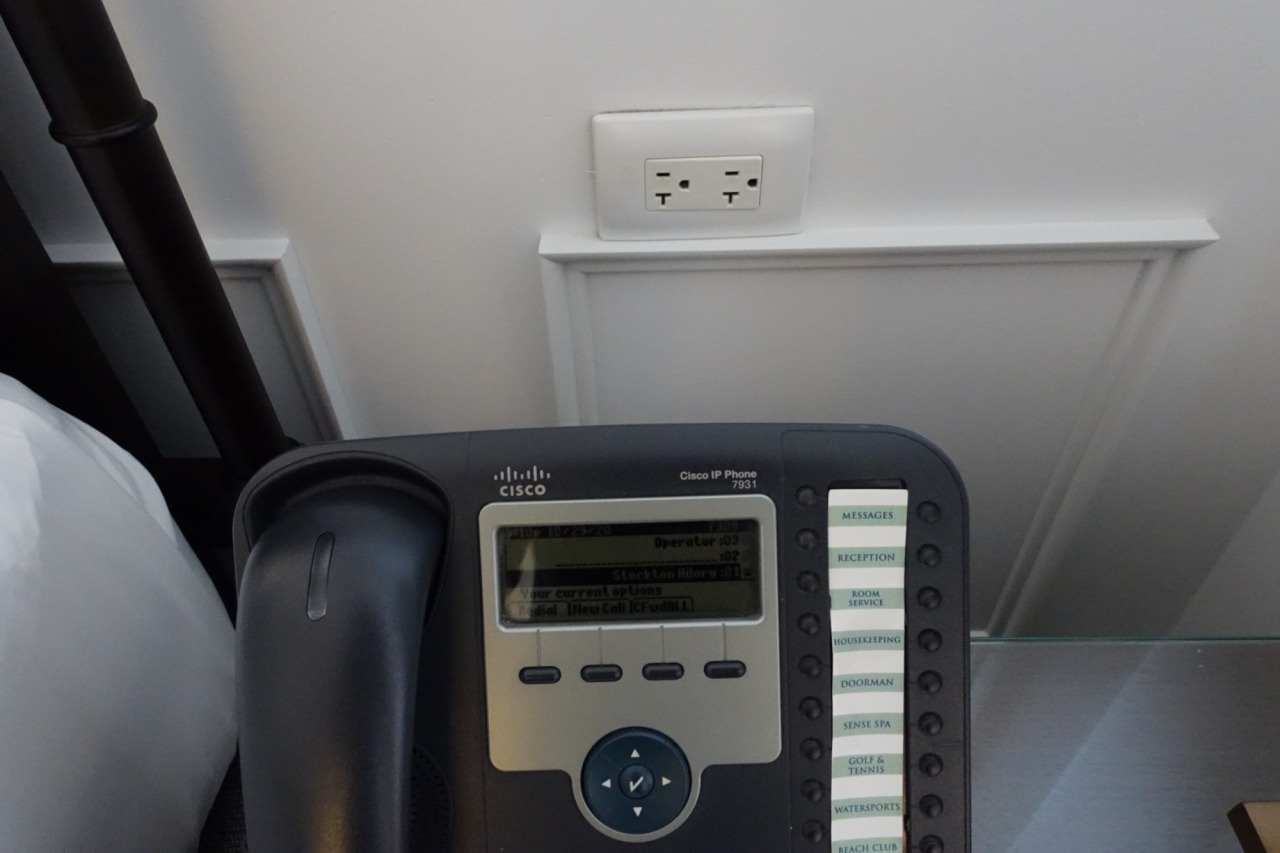 Power Outlets by Bed, Rosewood Bermuda
