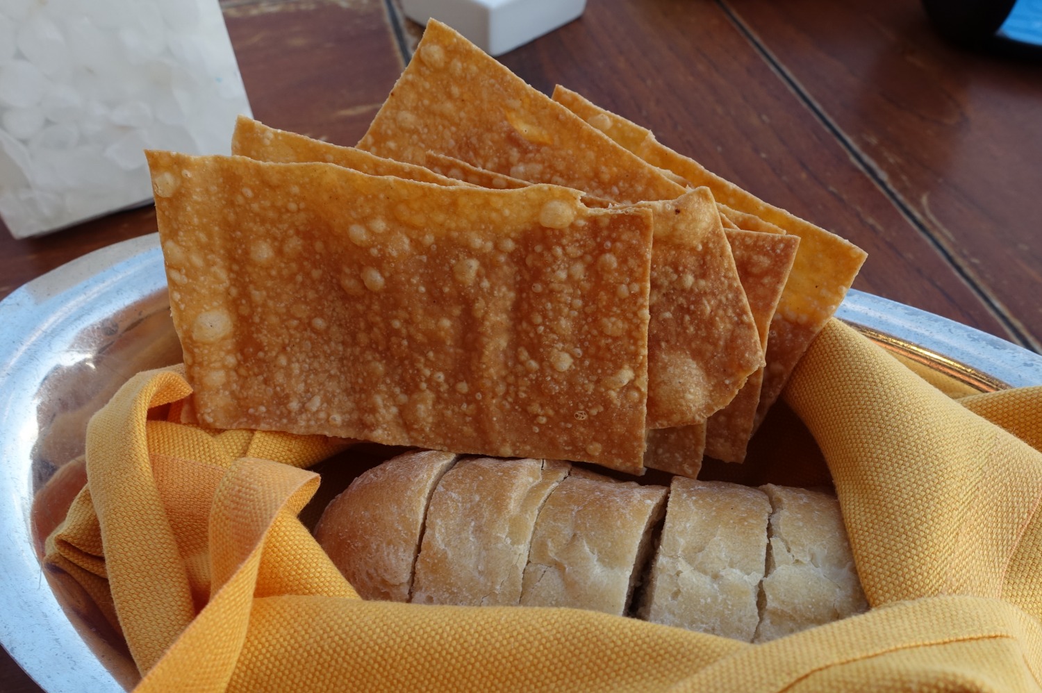 Bread Basket, Manta Restaurant Review, Hawaii