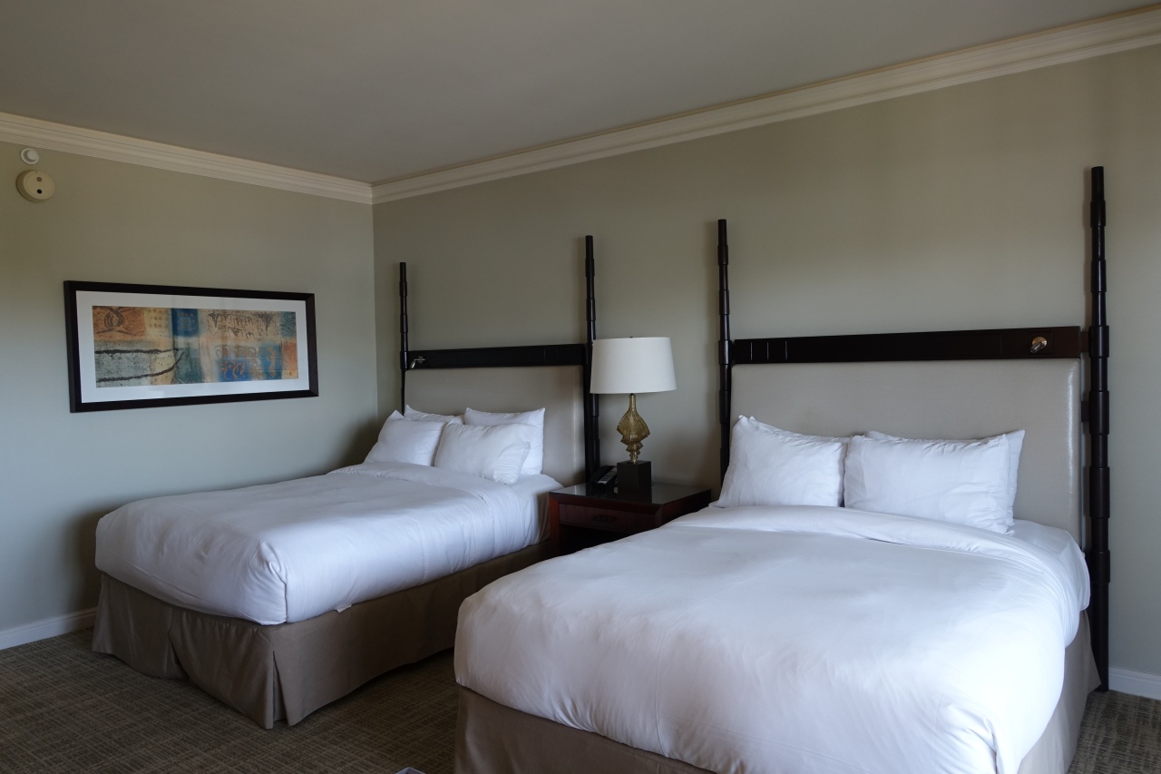 Ocean View Room, Fairmont Orchid Review
