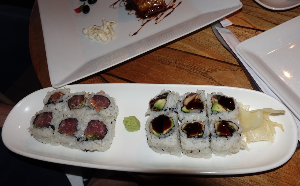 Spicy Tuna and Eel Avocado Sushi, Morimoto Maui Review