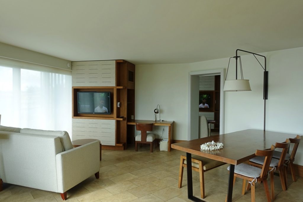 Andaz Deluxe Ocean View Suite Review