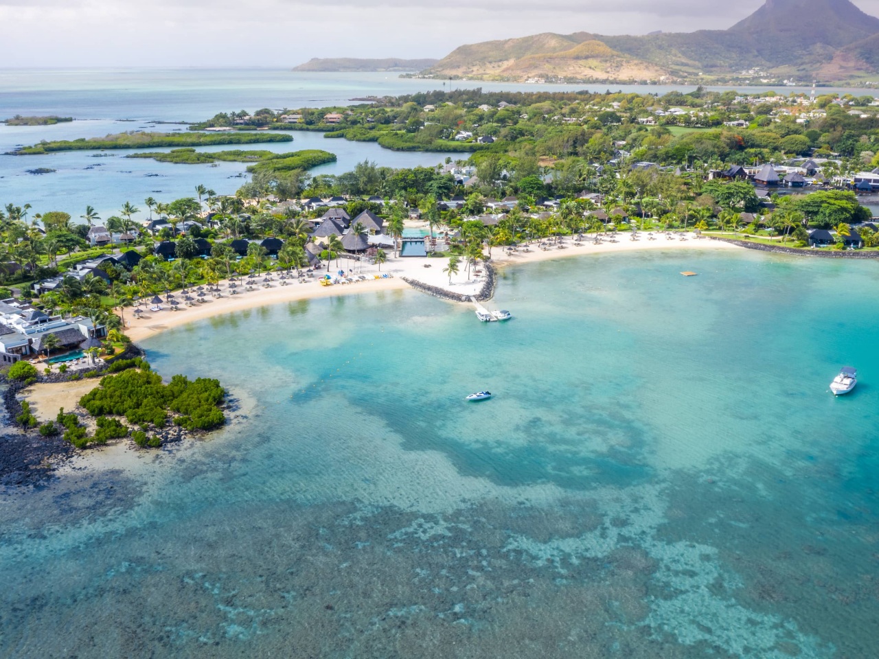 Four Seasons Mauritius at Anahita with Four Seasons Private Jet