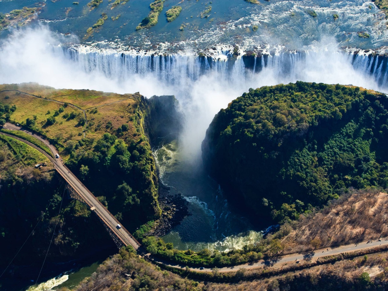 Victoria Falls with Four Seasons Private Jet