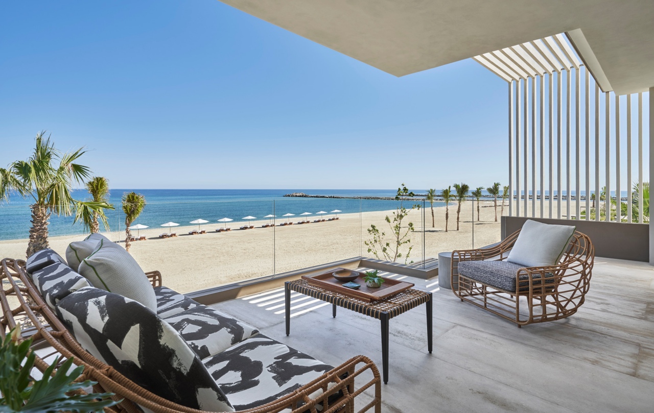 Four Seasons Los Cabos at Costa Palmas: 4th Night Free + Four Seasons Preferred Partner Benefits