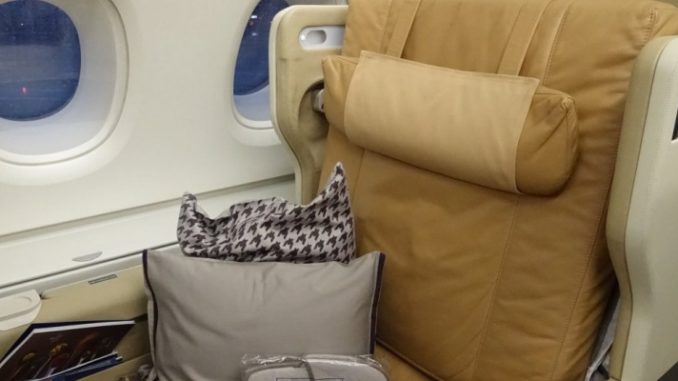 Fly Singapore Business Class to Europe for 50K Miles