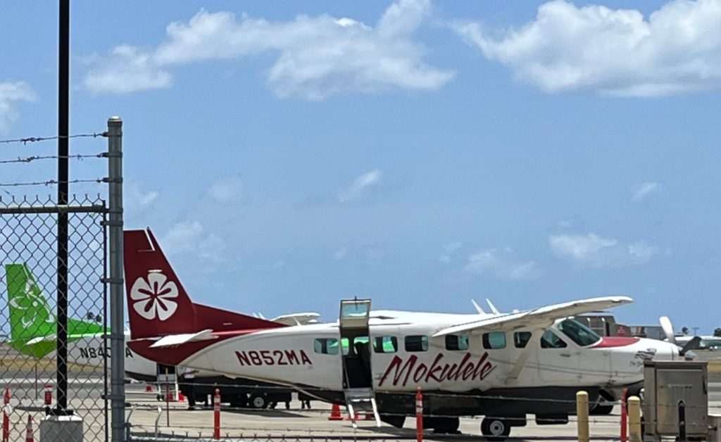 Mokulele Airlines Review and Tips