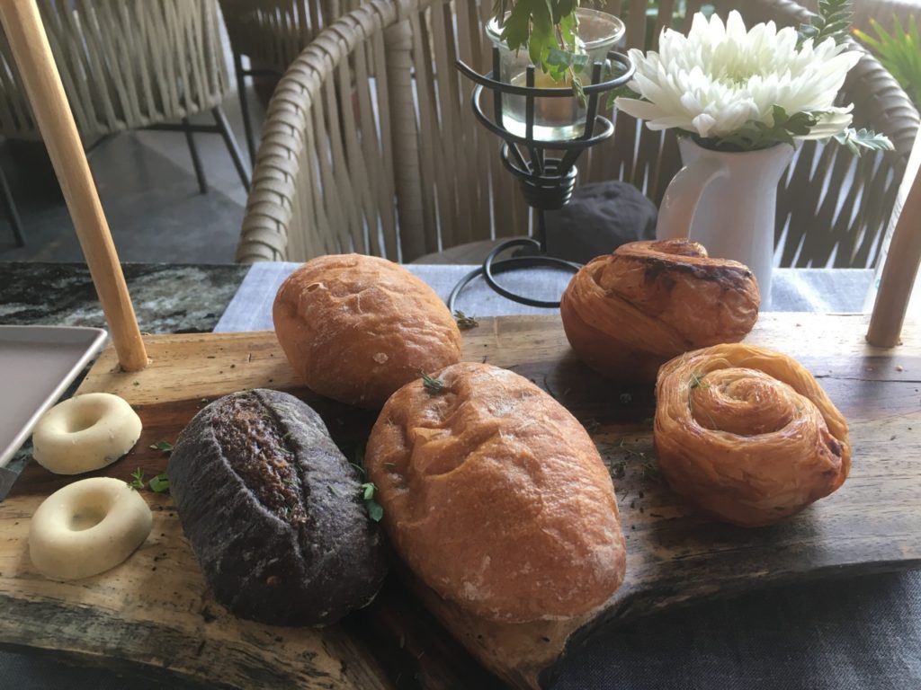 Delicious Breads, Codex Restaurant Review
