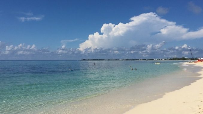 Cayman Islands Ends Pre-Arrival Covid Testing