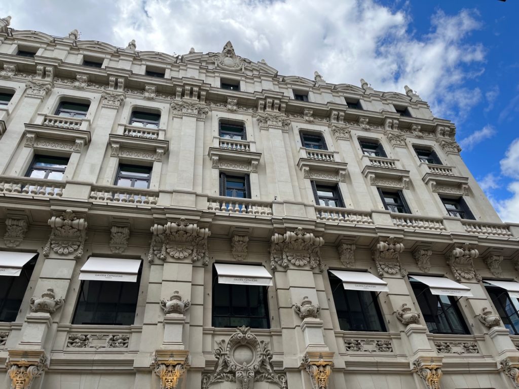 Guess the Luxury Hotel: Elegant Facade