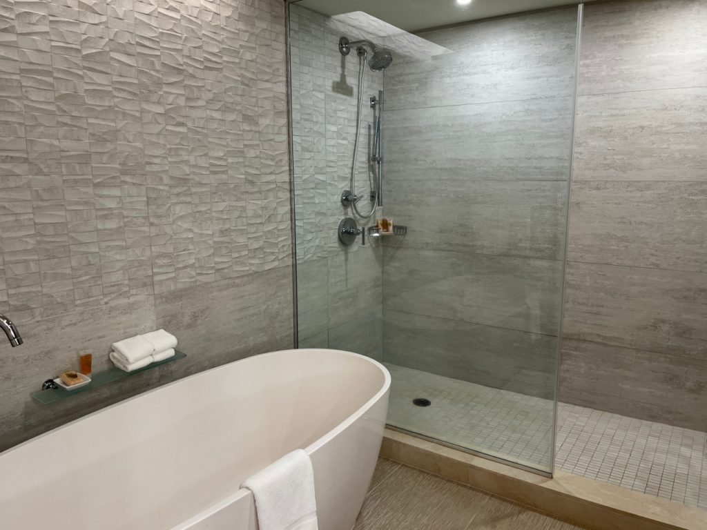 Deluxe Suite Bathroom, Grand Hyatt Kauai Review