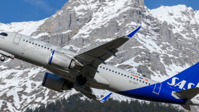 SAS Cancels Flights, Files for Bankruptcy