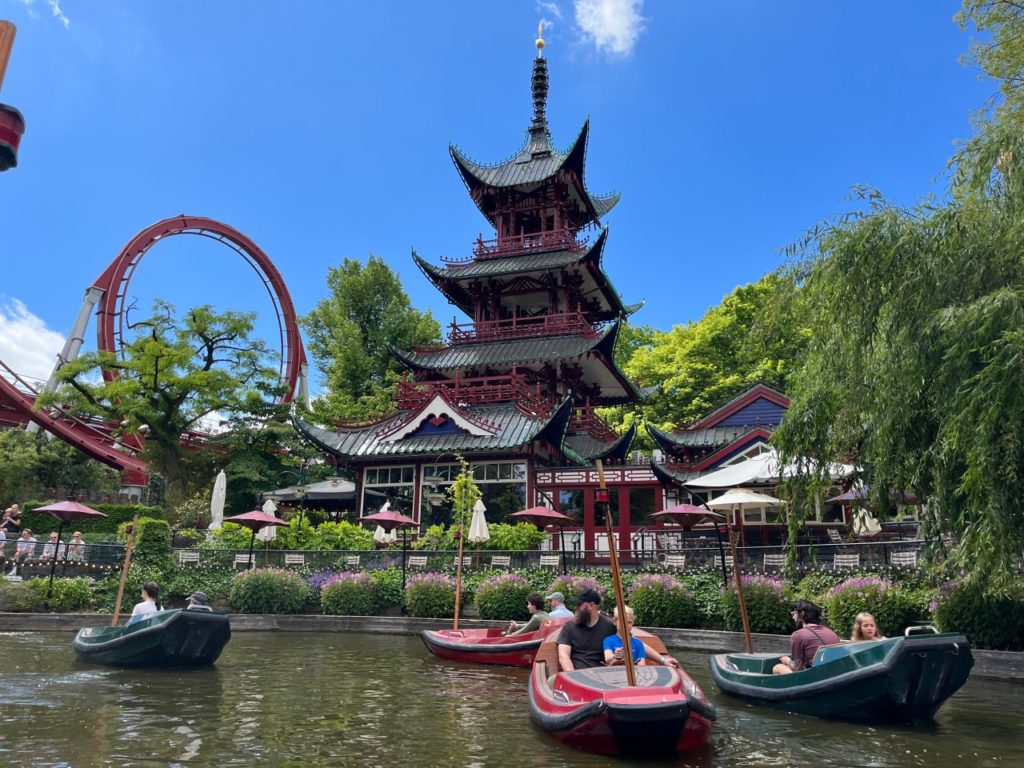 Tivoli Gardens: Dragon Boats