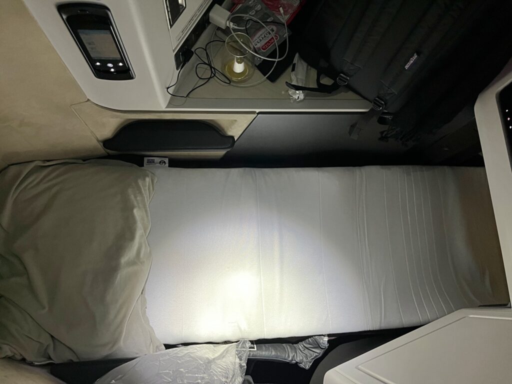 JAL Sky Suite III Bed, 787-9