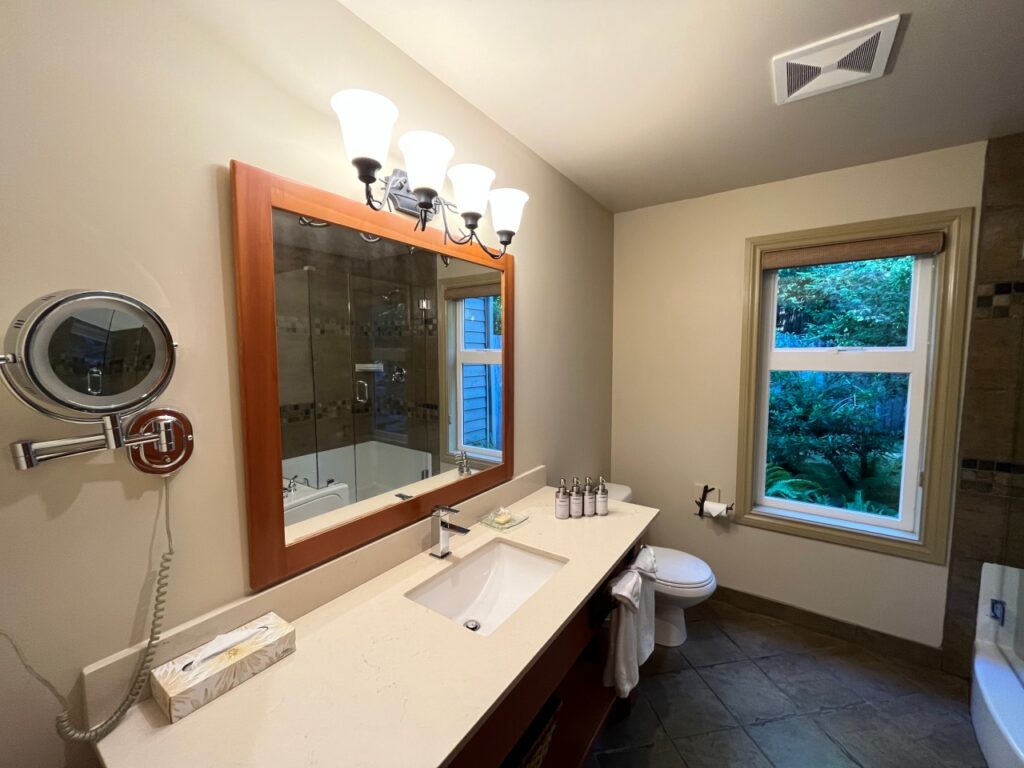 Rainforest Cottage Bathroom, Long Beach Lodge Review, Tofino