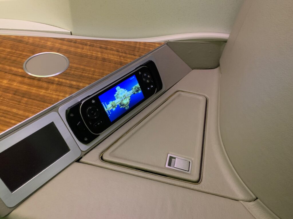 Qatar First Class IFE Controls and Small Item Storage, 777-300ER