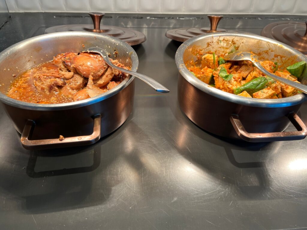 British Airways Lounge SFO for JAL Business Class: Hot Buffet Chicken, Curried Tofu