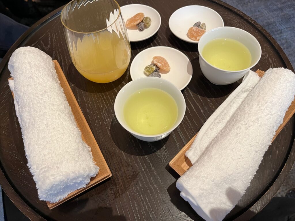 Ritz-Carlton Nikko Oshibori, Arrival Tea and Sweets