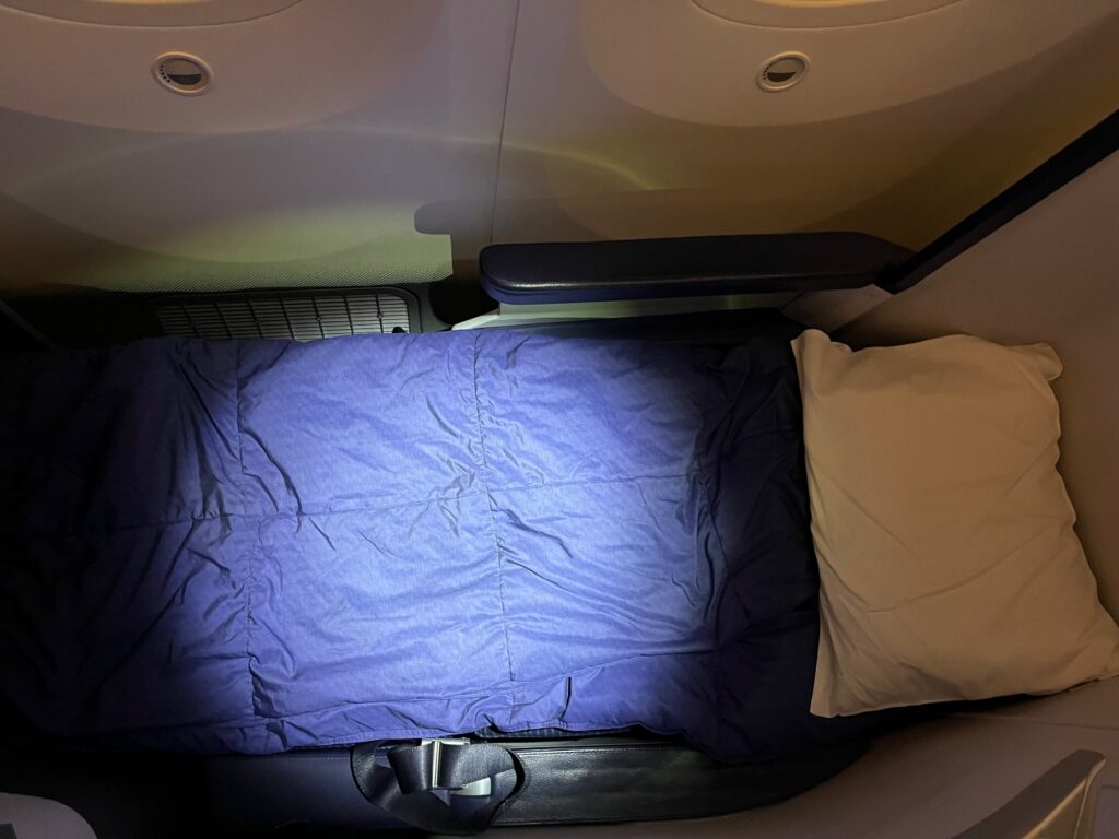ANA 787-9 Business Class Flat Bed 