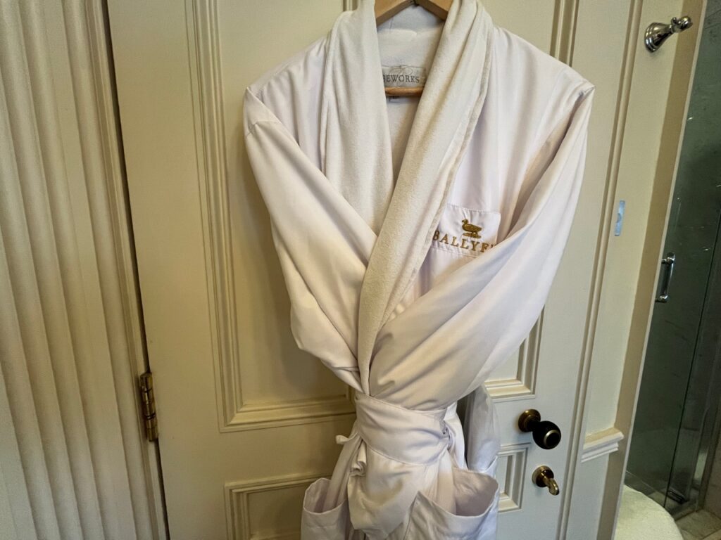 Ballyfin Bathrobe