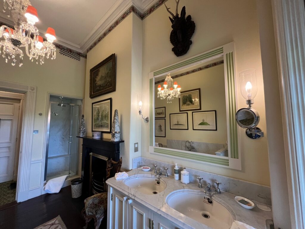 Knight's Room Bathroom, Ballyfin