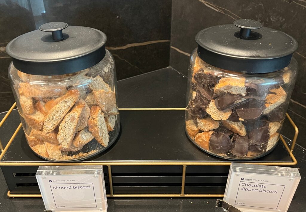 Biscotti, Chase Sapphire Lounge Boston Review