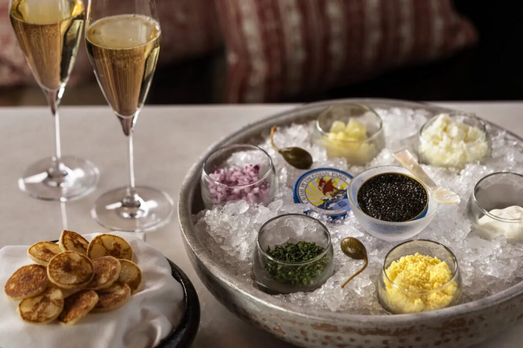 Champagne & Caviar, Four Seasons Yacht