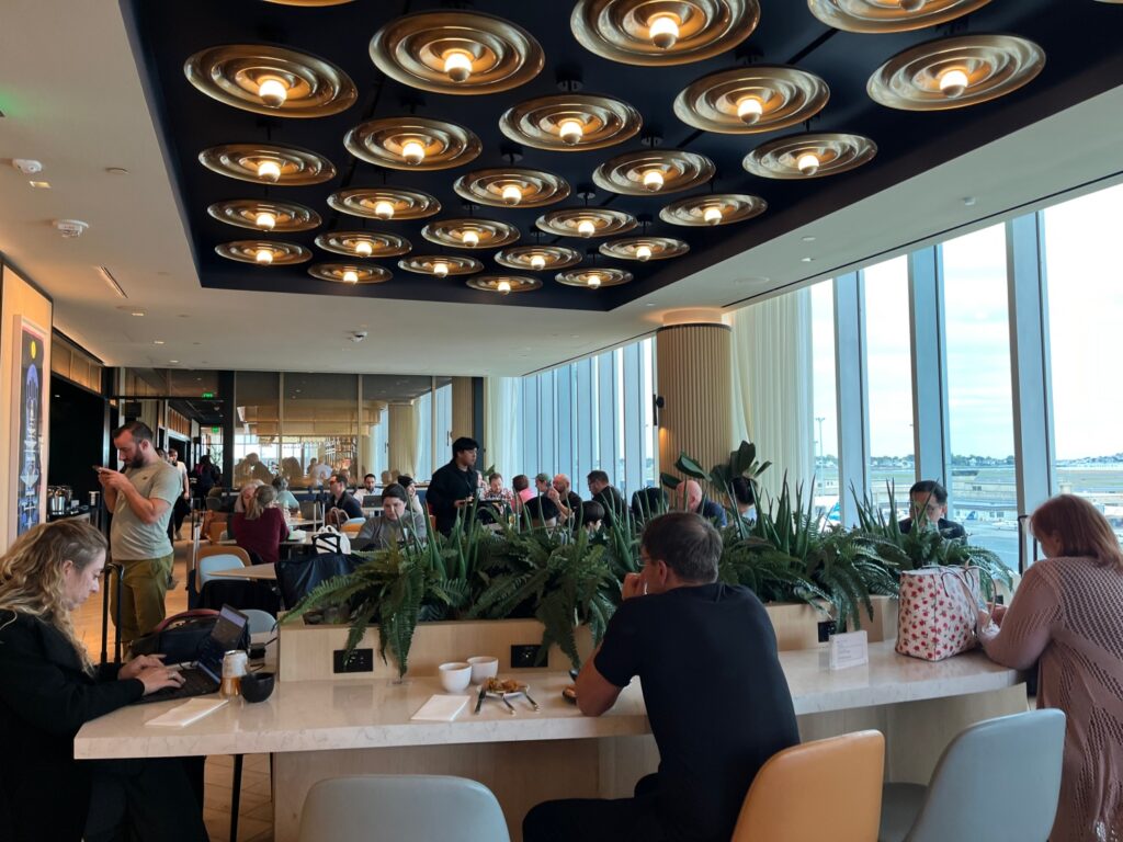 Dining Room, Chase Sapphire Lounge Boston 