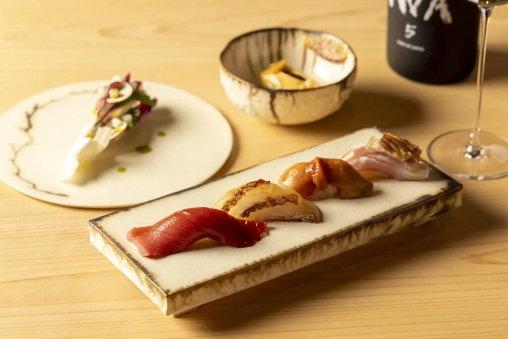 Miuna Sushi, Four Seasons Yacht