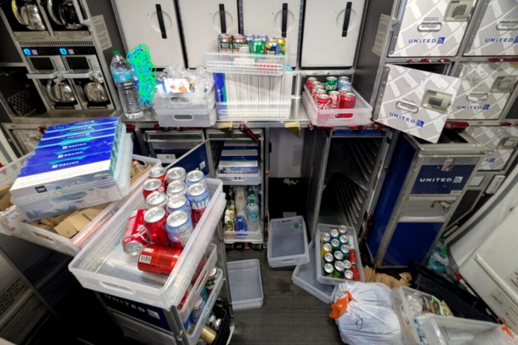 United SFO Catering Mess Has Flight Attendants Avoiding San Francisco