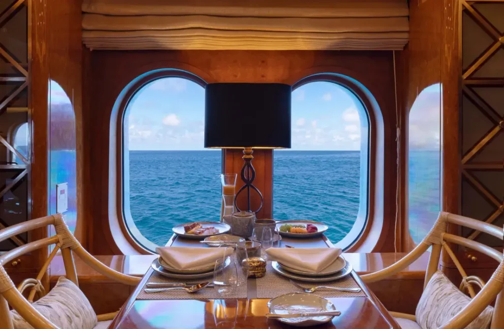 Aqua Expeditions