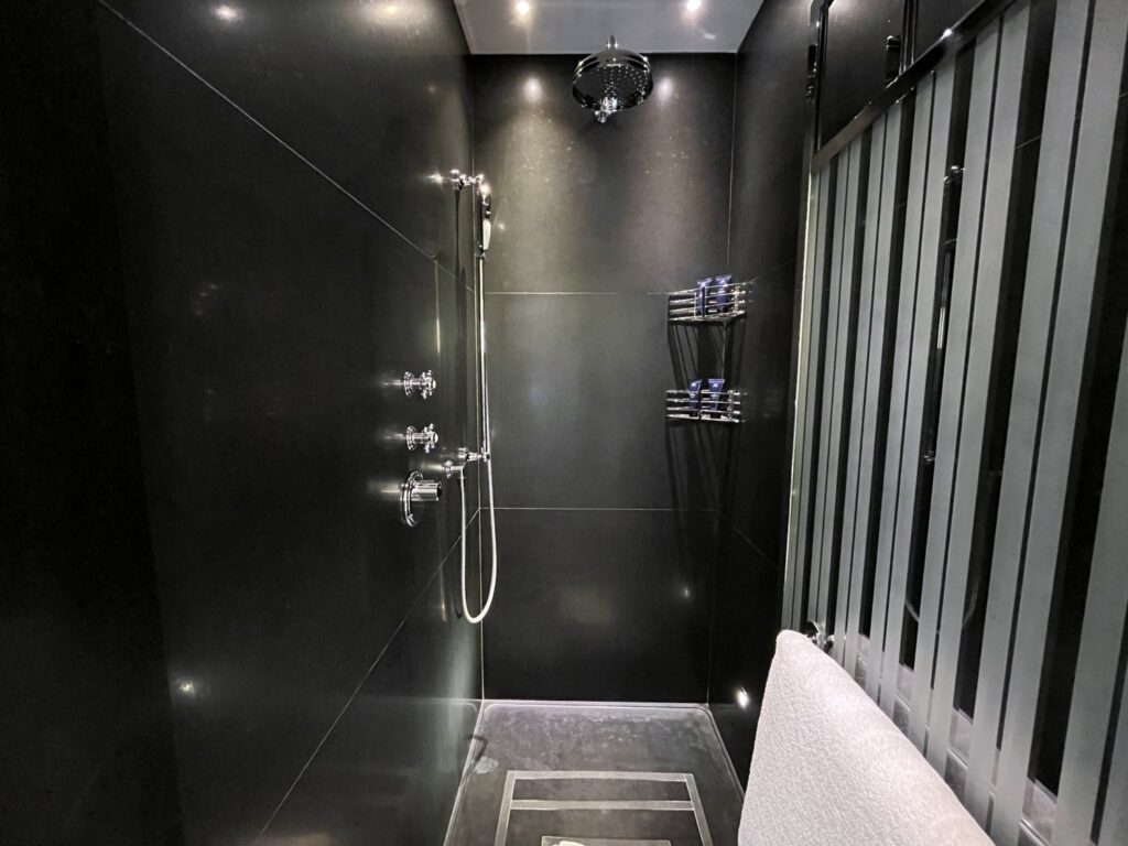 Rain Shower, JK Place Paris Deluxe Room