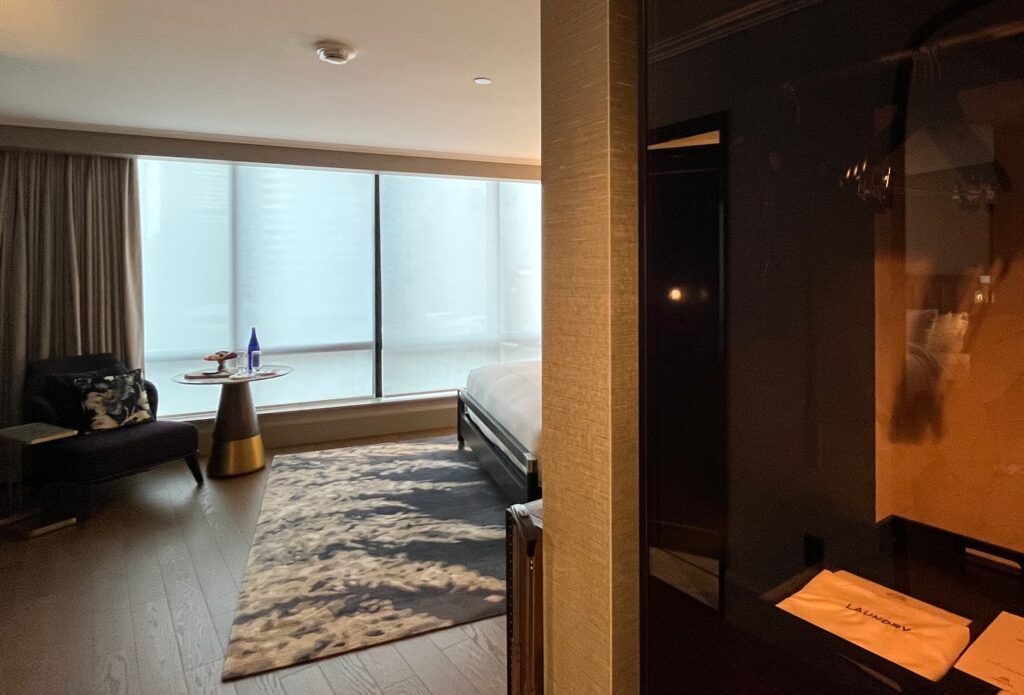 Deluxe Room, Raffles Boston Review