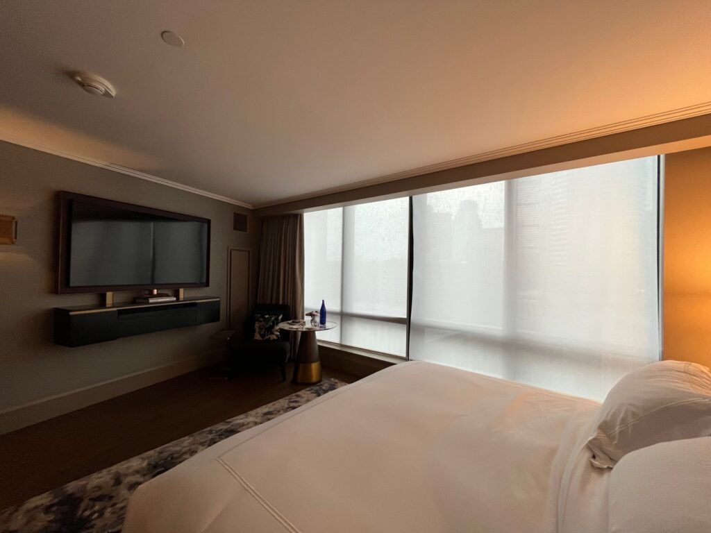 Deluxe Room, Raffles Boston